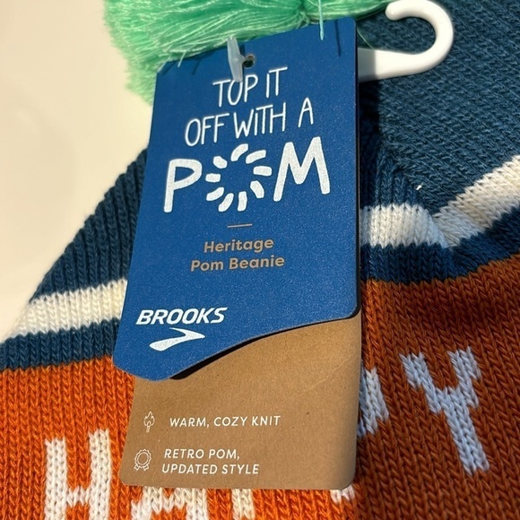 Brooks Unisex Run Happy Heritage Pom Beanie New with tags! - Picture 3 of 10